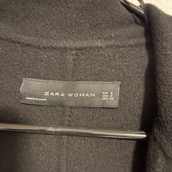 Size small - Picture 1 of 6